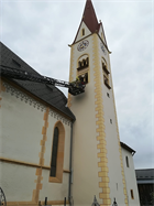 Foto für Pfarrkirche Stanz - Feuerwehr führt Wartungsarbeiten durch